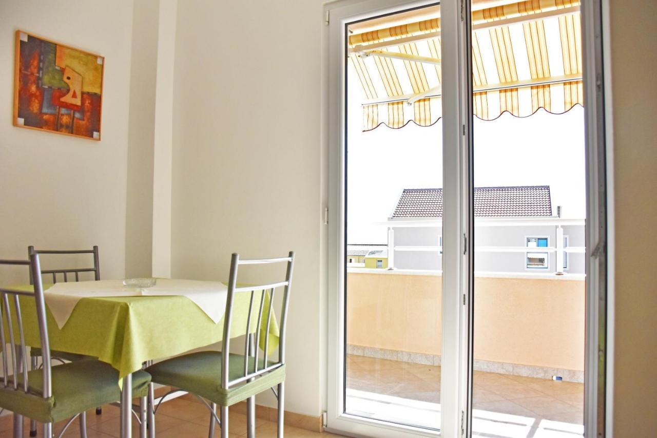 Apartments Stone Tučepi Kültér fotó