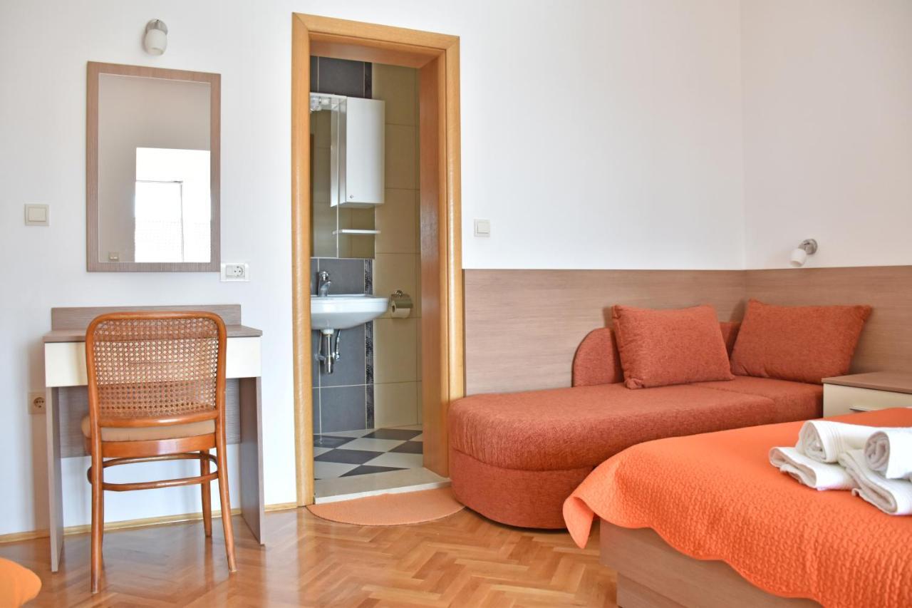 Apartments Stone Tučepi Kültér fotó