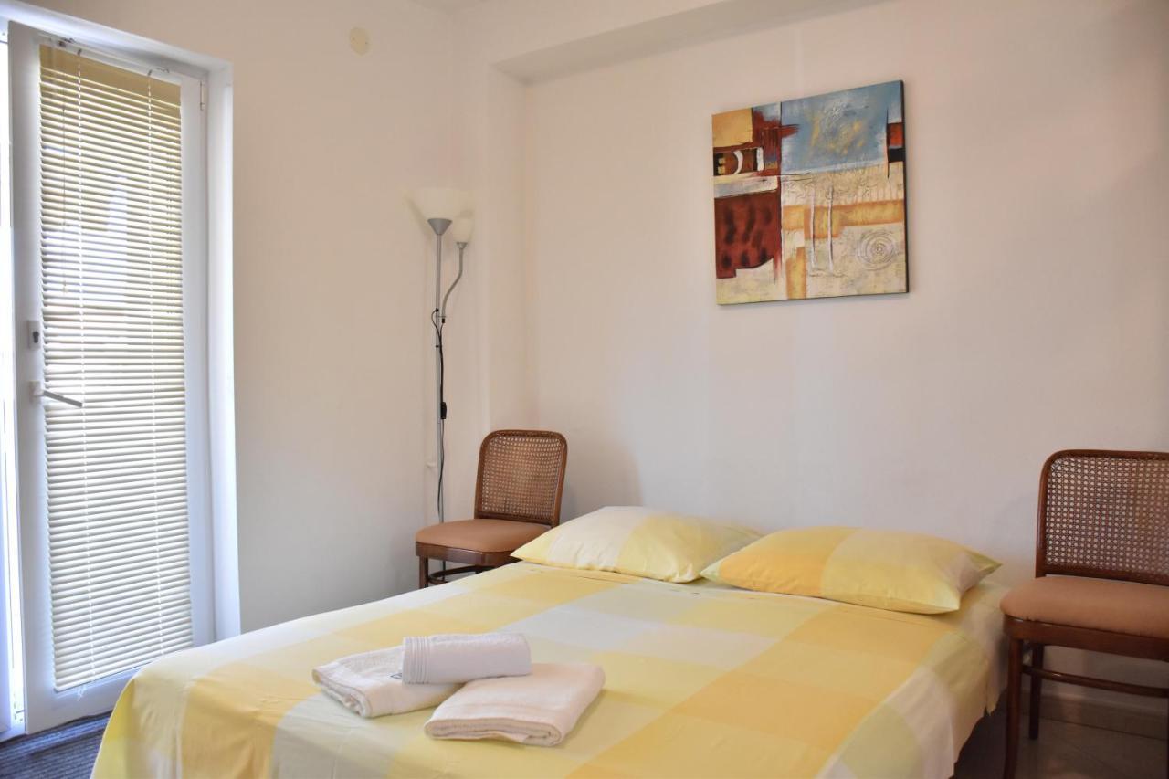 Apartments Stone Tučepi Kültér fotó
