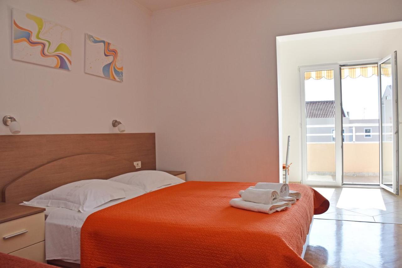 Apartments Stone Tučepi Kültér fotó