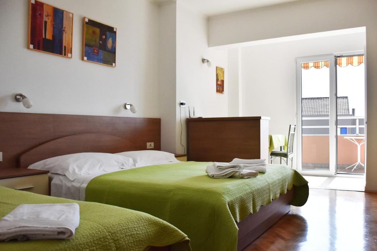 Apartments Stone Tučepi Kültér fotó