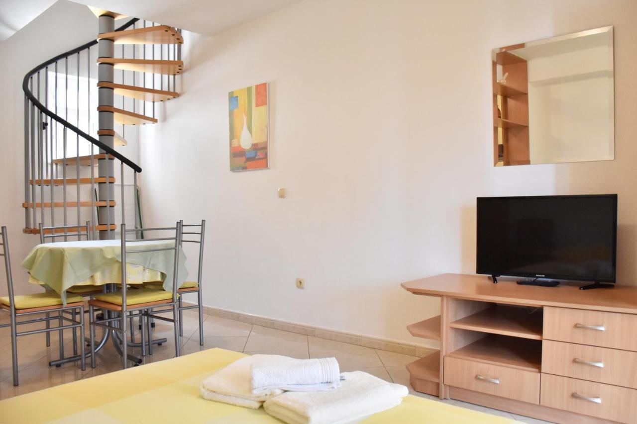 Apartments Stone Tučepi Kültér fotó