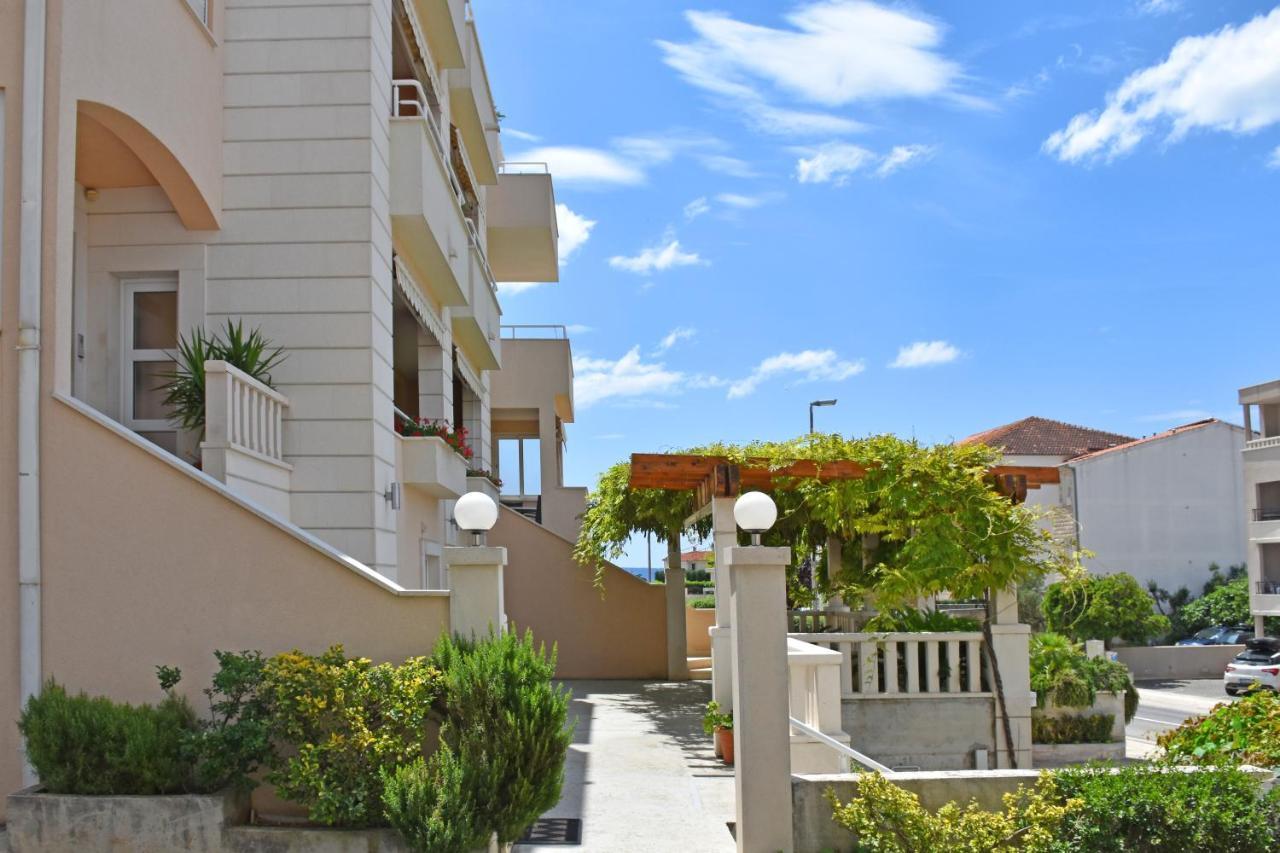 Apartments Stone Tučepi Kültér fotó