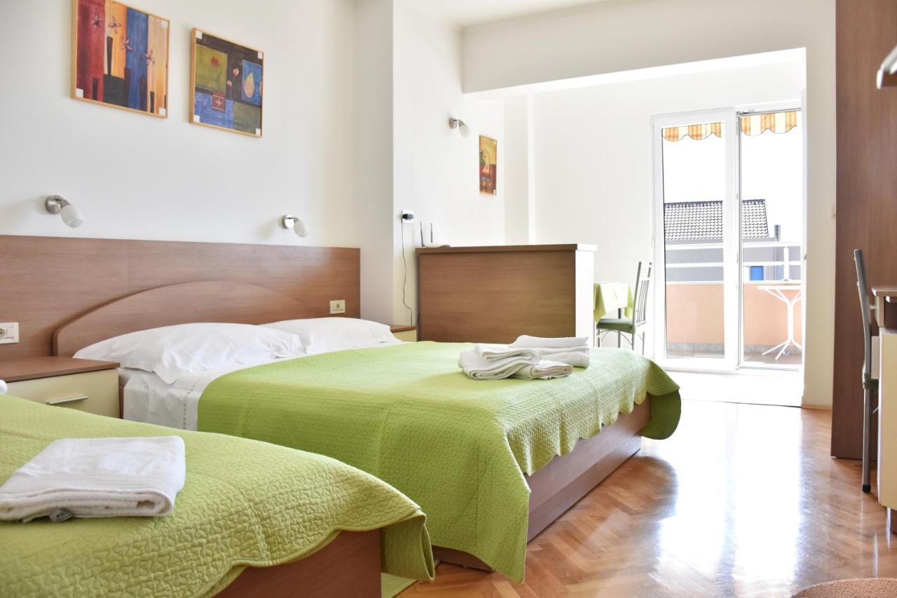 Apartments Stone Tučepi Kültér fotó