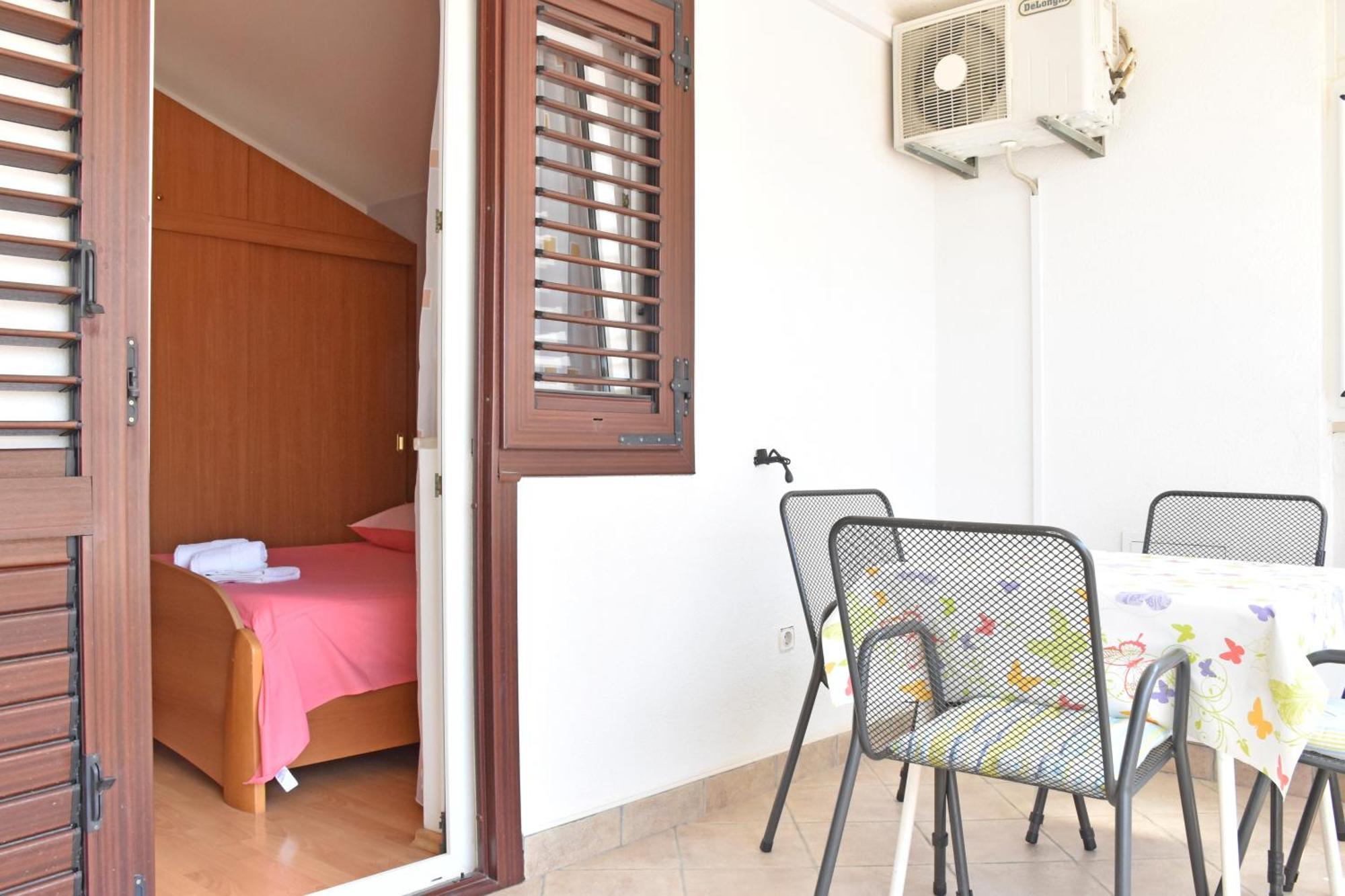 Apartments Stone Tučepi Kültér fotó